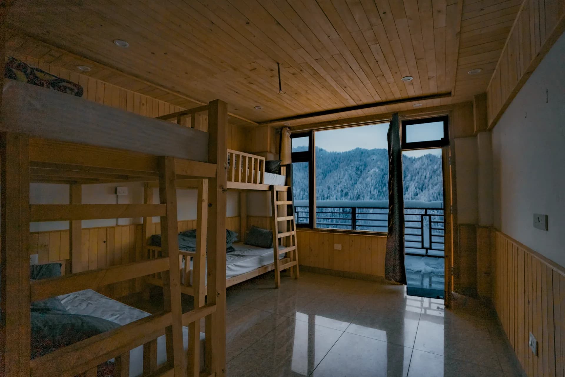 4 Bed Mixed Dorm 8